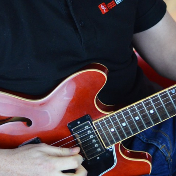 Electric Beginners [Level 1] The Ultimate Beginners Electric Guitar